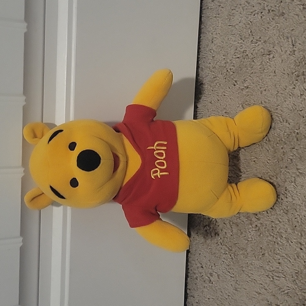 4 Disney stuffed animals - Picture 2 of 6